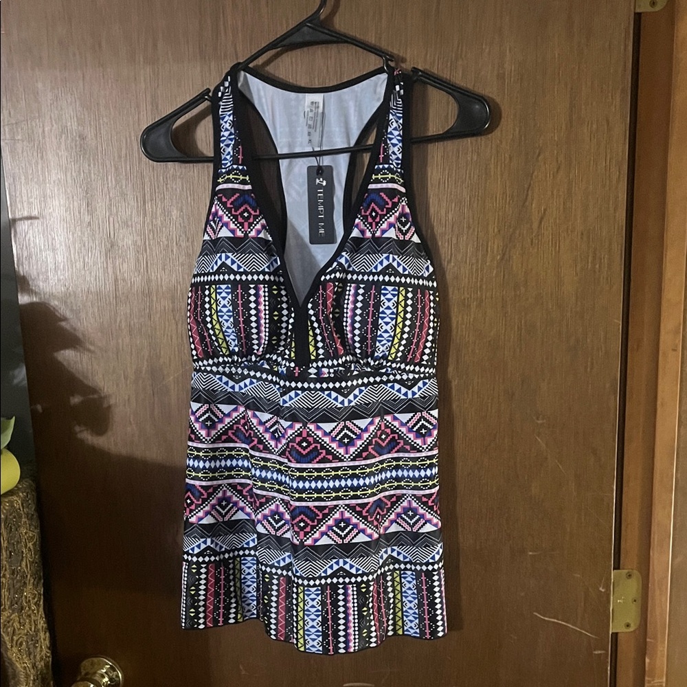 ✨ Tempt Me Aztec Print Tankini Swim Top – Size XL (New w/ Tags!) ✨